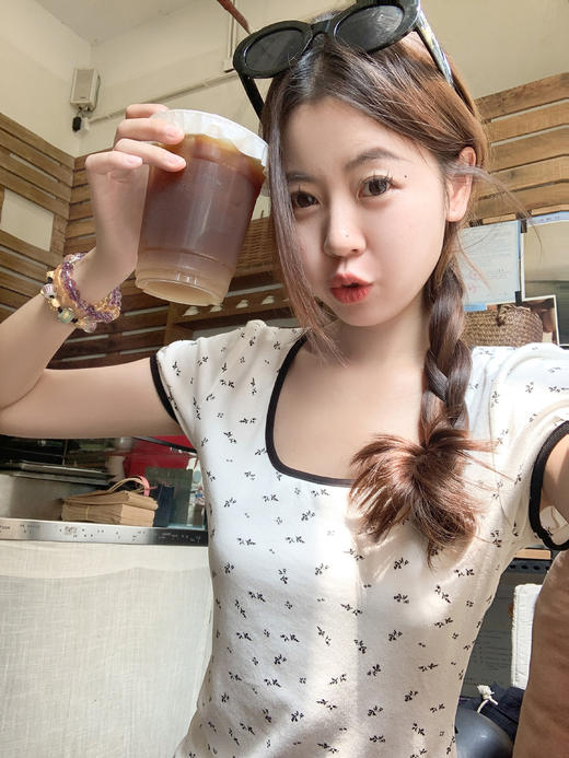 <曾小咸推荐>碎花修身圆领短袖 日常89.99/件 立减40 秒杀49.99/件！！ 商品图7