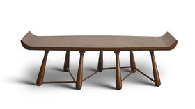 一款掌管中古氛围的茶几