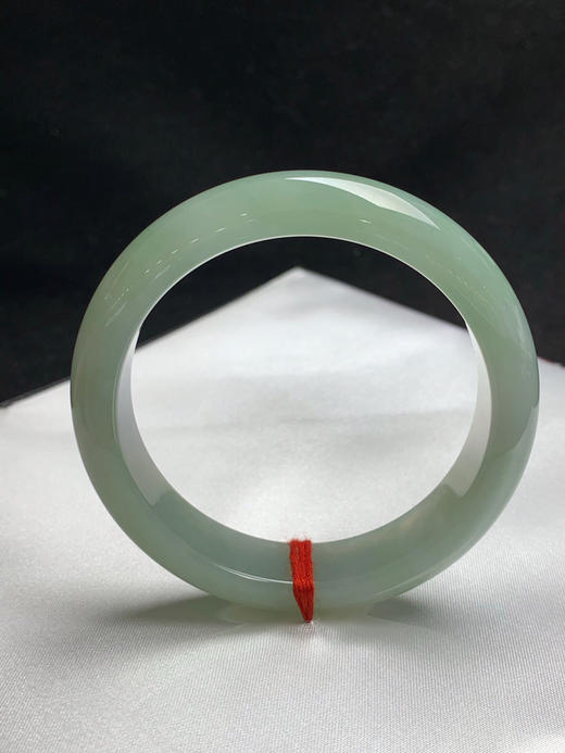 612932，56.5圈口，糯化葡萄肉正圈平安镯，底色清爽，底色胶润 商品图0