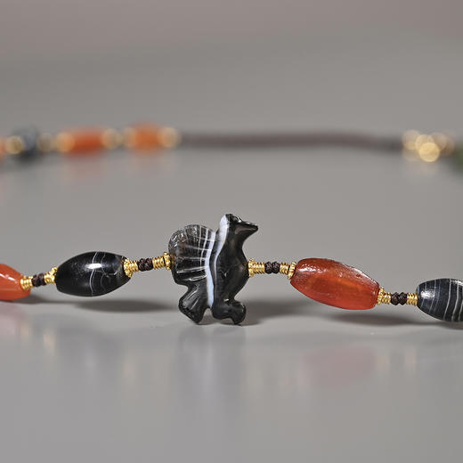 西亚高古缠丝玛瑙飞鸟七彩项链 商品图1