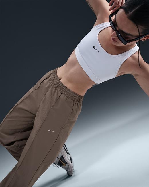 Nike 耐克Sportswear 女子拒水防晒梭织中腰街舞长裤FQ3589-233 商品图4