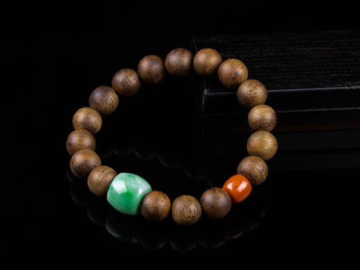 XY0329沉香+翡翠南红桶珠手串 商品图2