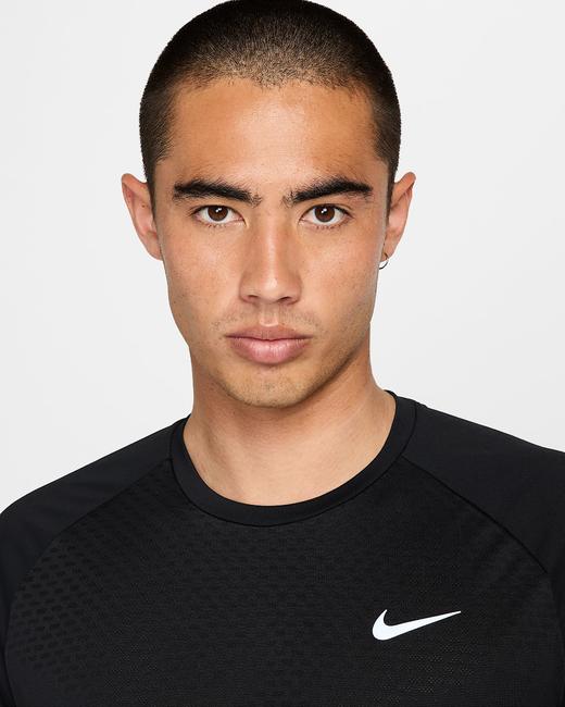 Nike 耐克Stride Dri-FIT ADV 男子速干短袖跑步上衣HV5204-010 商品图2