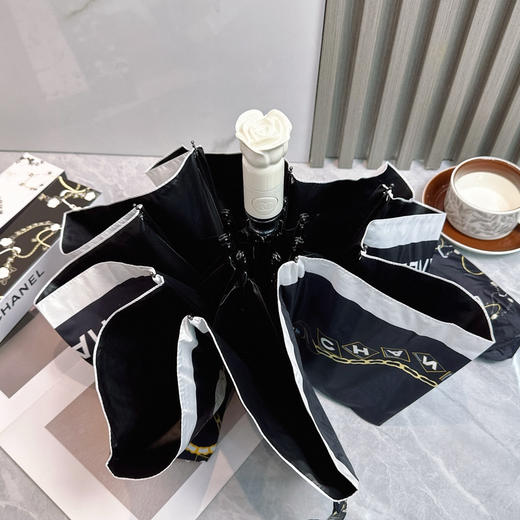 夏季特惠💰240 CHANEL香奈儿 夏季新款 全自动折叠晴雨伞 商品图5