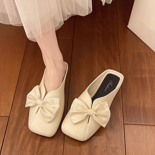 【清仓疯抢🔥买一送一！】2025爆款仙女风拖鞋✨懒人必备！百搭防滑不累脚，裙子裤子都能配💃 快来pick你的网红同款💕清仓福利蝴蝶结网红仙女风镂空时尚百搭配裙子平底防滑外穿懒人拖 商品图3