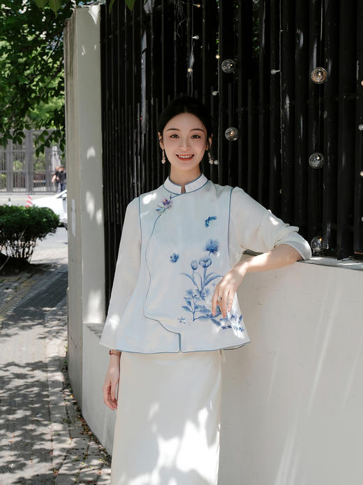 盛唐牡丹|绒花款真丝手绣花瓣领马甲 商品图1