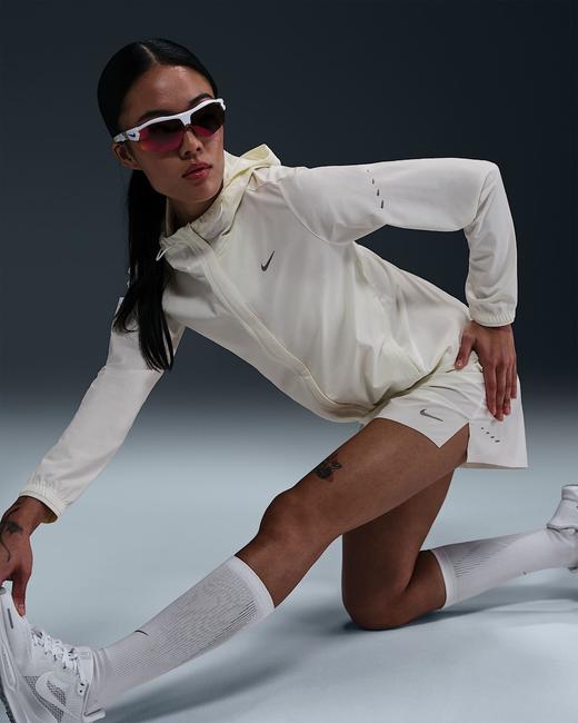Nike 耐克Swift Repel 女子拒水可收纳跑步夹克HQ0651-133 商品图1