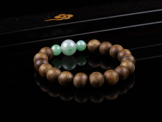 XY0330沉香+翡翠三和手串 商品图4