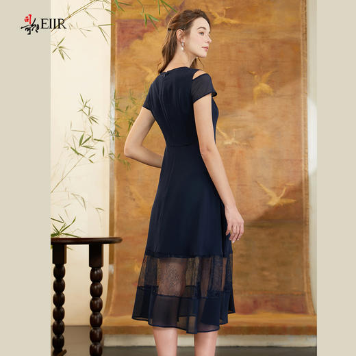 司歌v领拼蕾丝收腰短袖连衣裙A911114X 商品图2