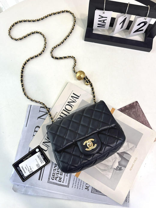 Chanel 黑金 菱格纹 羊皮 金球 方胖子 商品图0