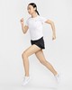 Nike 耐克Tempo Dri-FIT 女子速干短袖跑步上衣HQ0649-100 商品缩略图6
