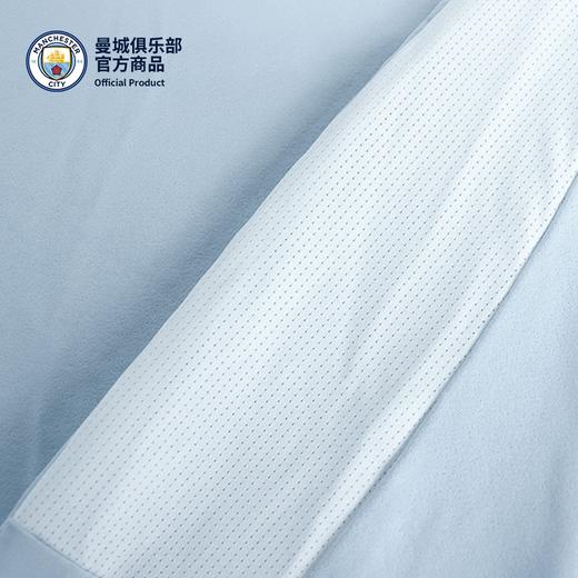 【官方正版】曼城俱乐部 | 蓝白短袖吸湿速干夏日清新运动户外T恤 商品图4