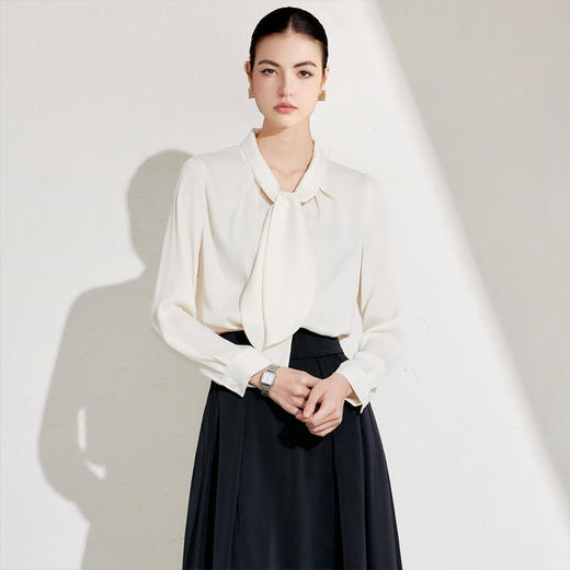 IWY/气质飘带杏色衬衫女休闲宽松设计感西装内搭简约百搭衬衣24B575 商品图2