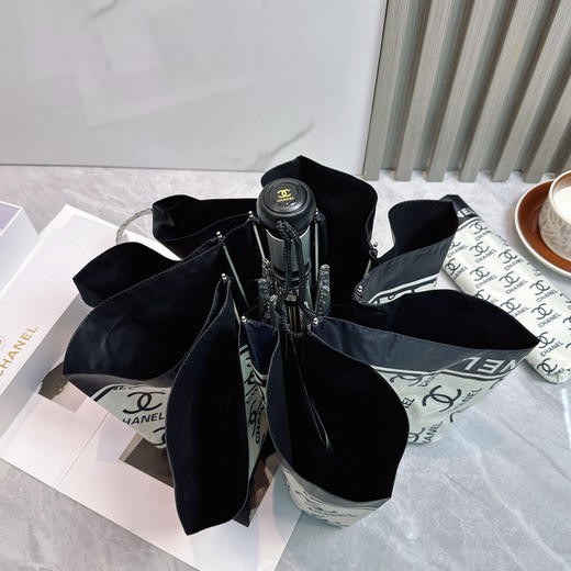 夏季特惠💰230 香奈儿 夏季新款 全自动折叠晴雨伞 商品图5