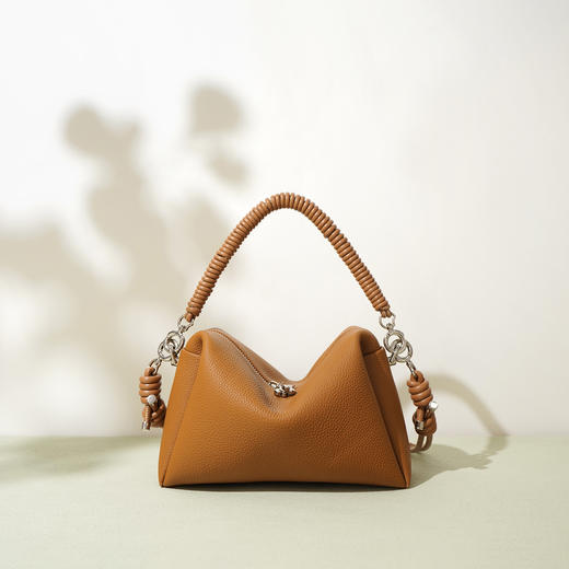 【预售3天】新款小号软烟盒包女小众高级感手提包斜挎包通勤包F9786 商品图0