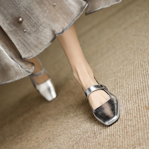 阿么手工女鞋一字带真皮凉鞋后空粗跟4.8CM夏季外穿中跟通勤鞋子 商品图4