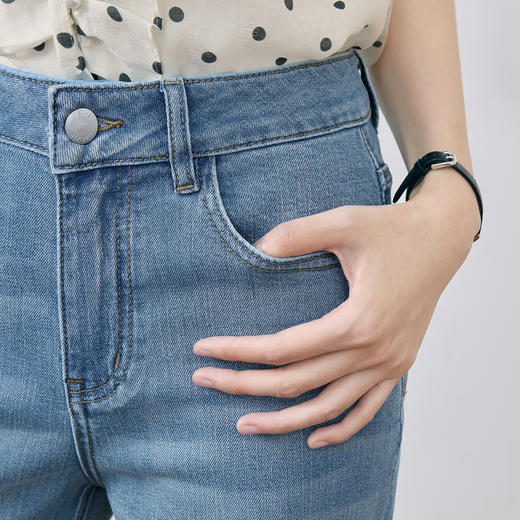 【严选】诗凡黎宝宝柔薄款轻弹锥形牛仔裤2025夏新款亲肤舒适显瘦直筒长裤7G4350731 商品图3