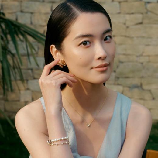 2楼「新品」Fellala/翡拉拉「化蝶」系列大耳钉镂空匠心紫色限定耳饰货号925419102吊牌价799现价719 商品图2