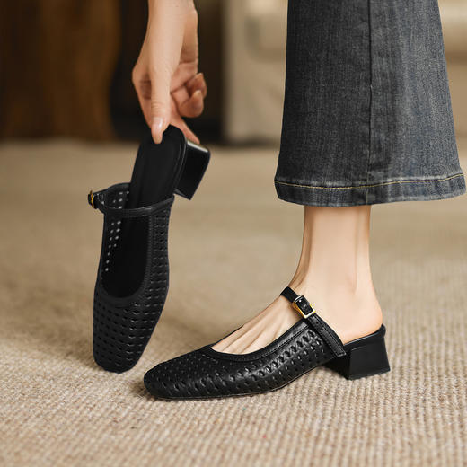 阿么手工女鞋2025新款穆勒拖软底软面镂空粗跟真皮包头拖鞋3.5CM 商品图2