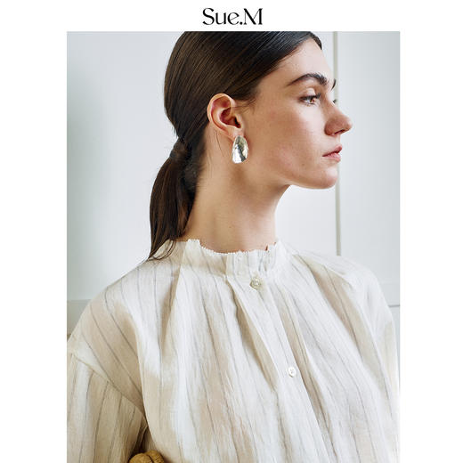 Sue.M 法式条纹立领荷叶边宽松长袖女士木耳边衬衣 商品图2