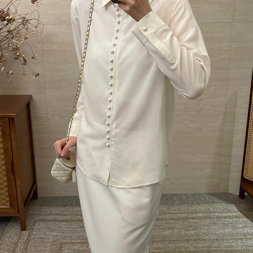 「K」洛诗琳35421法式复古真丝衬衫2025夏季纯色包扣真丝上衣0910 商品图3