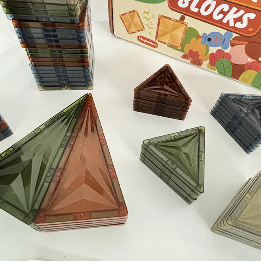 【可以发光的磁力片】儿童大号磁力片玩具100片大自然色拼接磁力磁吸积木磁力玩具益智 商品图7
