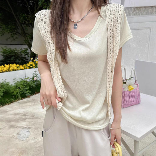 【69/任选2件 v领雪花麻短袖t恤 条纹撞色v领】2025春夏新款宽松显瘦百搭慵懒风上衣T恤 商品图12