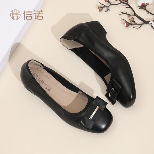 信诺妈妈鞋2025新款夏季舒适一脚蹬中老年真皮单鞋软底通勤皮鞋女\\Server\e\25年所有款\25L\李慧\冬冬\X5C137-106 商品图9
