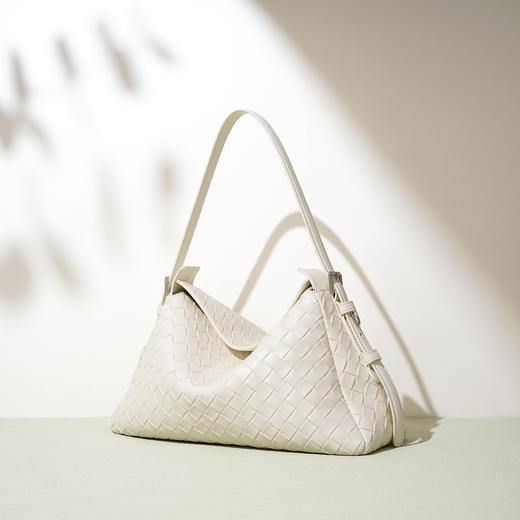 【预售3天】2025新款单肩包小众菱格斜挎包女高级感时尚编织手提包M7988G 商品图1