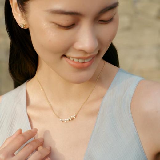 2楼「新品」Fellala/翡拉拉「化蝶」时尚设计蝶恋花耳钉素雅小耳钉货号925419109吊牌价1099现价989 商品图3