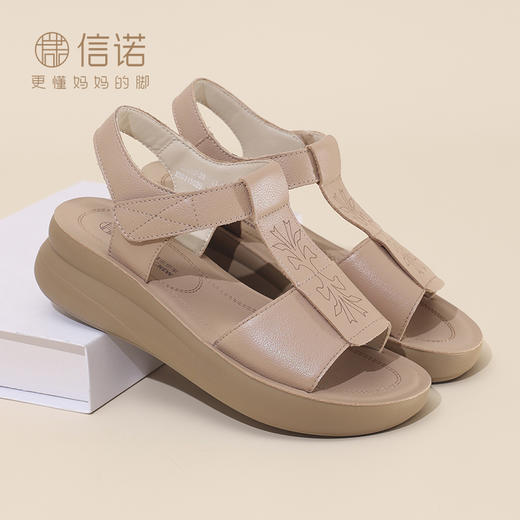 信诺妈妈凉鞋2025新款夏季舒适透气中老年真皮软底女鞋厚底沙滩鞋5L950-33 商品图0