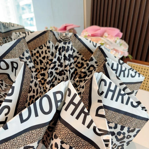 夏季特惠💰240 迪三折自动折叠晴雨伞 商品图5