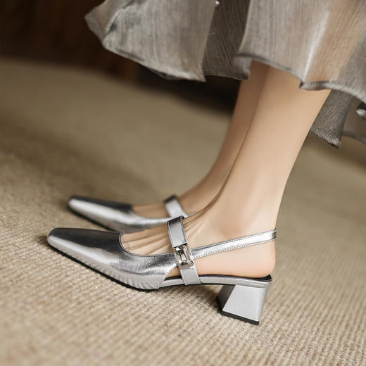 阿么手工女鞋一字带真皮凉鞋后空粗跟4.8CM夏季外穿中跟通勤鞋子 商品图1