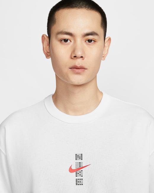 Nike耐克 Sportswear 男子满分T恤IH0835-100 商品图1
