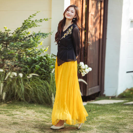 【林栖设计小店】（现货）【林栖推荐】2025春夏新品绣花衬衣优雅长袖上衣女N1952485 商品图3