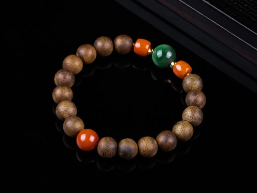 XY0332沉香+碧玉南红手串 商品图6