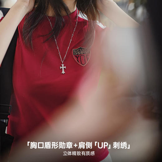 马登勃艮第红美式复古运动短袖球衣休闲通勤修身足球宝贝上衣夏女 商品图3