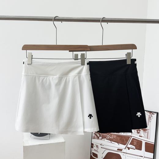 点此购买 迪桑特夏季女士运动网球短裙 QK 318316 商品图0