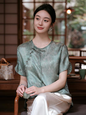 盛唐婧| 新中式真丝炒色斜襟领上衣