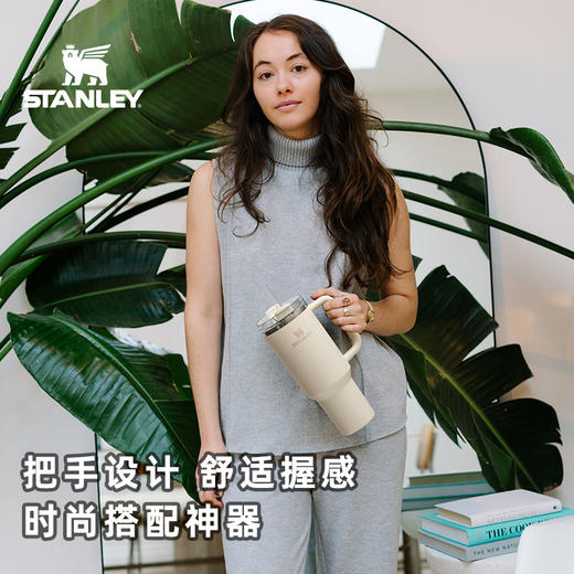Stanley 巨无霸杯子 吸管杯保温杯办公室居家车载时尚大容量2025款新款 商品图1