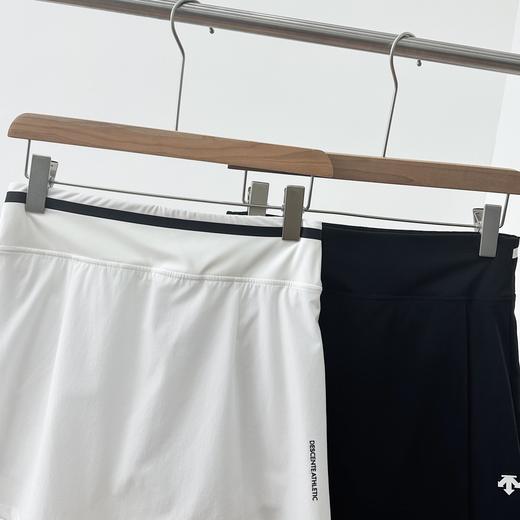 点此购买 迪桑特夏季女士运动网球短裙 QK 318316 商品图3