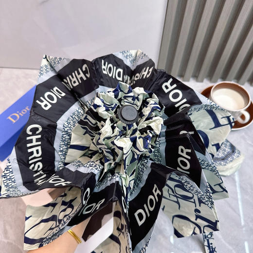 夏季特惠💰220 迪新款老花五折手开晴雨伞 商品图4