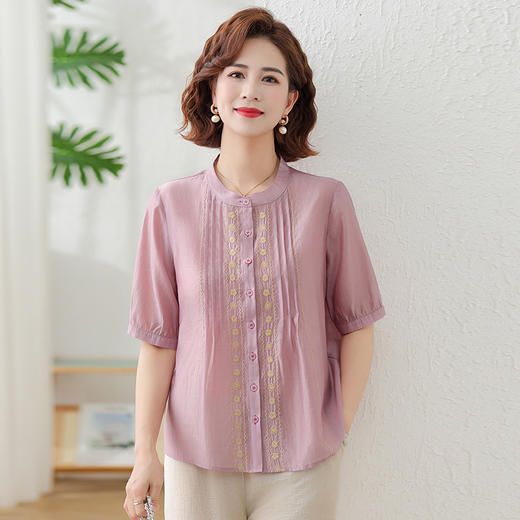 CH25039中年妈妈夏装棉麻套装2025新款中老年宽松短袖气质绣上衣 商品图0