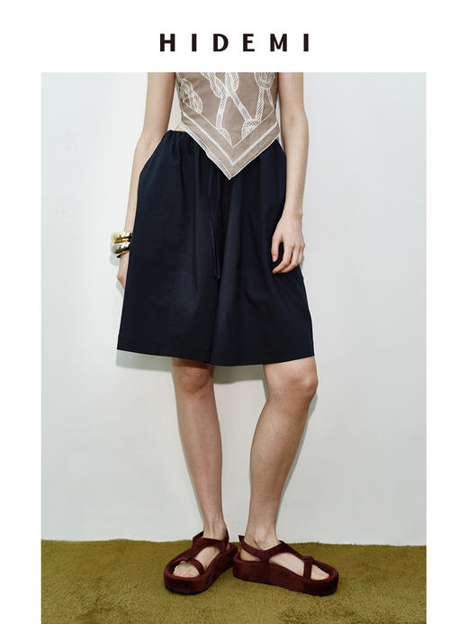 HIDEMI 度假系列极简宽松挺阔可调节橡筋抽绳款时髦中裤 商品图0