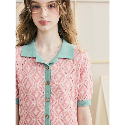 两三事 薄雾玫瑰 2025夏季新款复古几何图案拼色翻领针织开衫女 商品图2