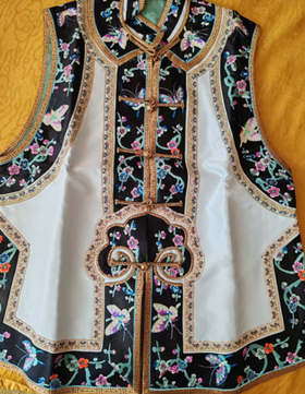 盛唐牡丹| 香云纱手绣如意对襟马甲(盛唐牡丹与非遗传承人王小潇联名系列)