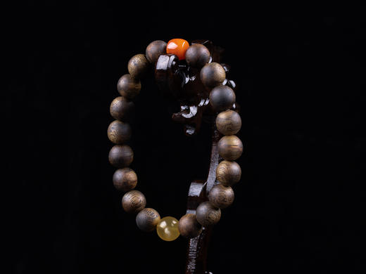 XY0331沉香+蜜蜡南红手串 商品图8