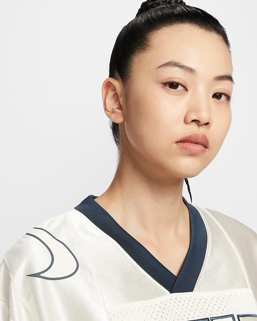 Nike耐克 Sportswear Street 女子 Oversize 风短袖图案球衣HJ0281-133 商品图2