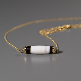 西亚高古缠丝玛瑙单珠锁骨链