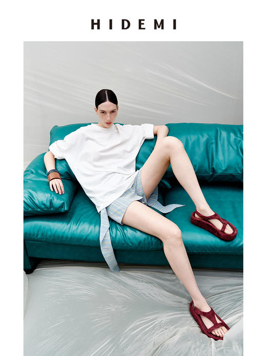 HIDEMI 度假系列甄选超柔婴儿棉极简都会感长袖圆领T恤 白色/海军蓝 商品图4